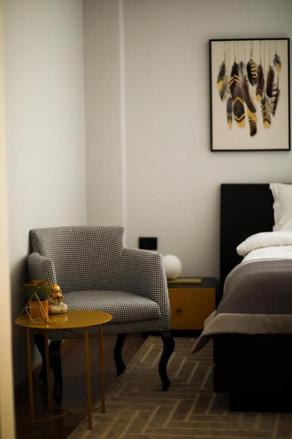 Triss Hotel Tiranë Eksteriør bilde