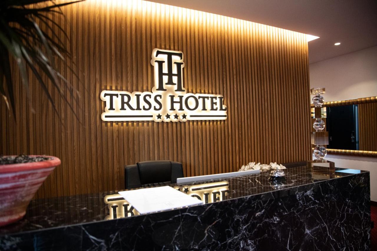 Triss Hotel Tiranë Eksteriør bilde
