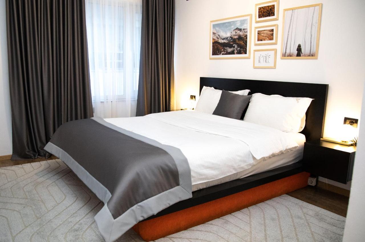 Triss Hotel Tiranë Eksteriør bilde