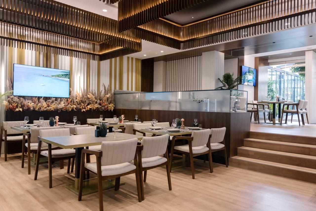 Triss Hotel Tiranë Eksteriør bilde